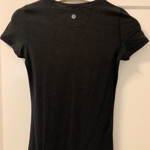 Lulemon Black T-shirt 2